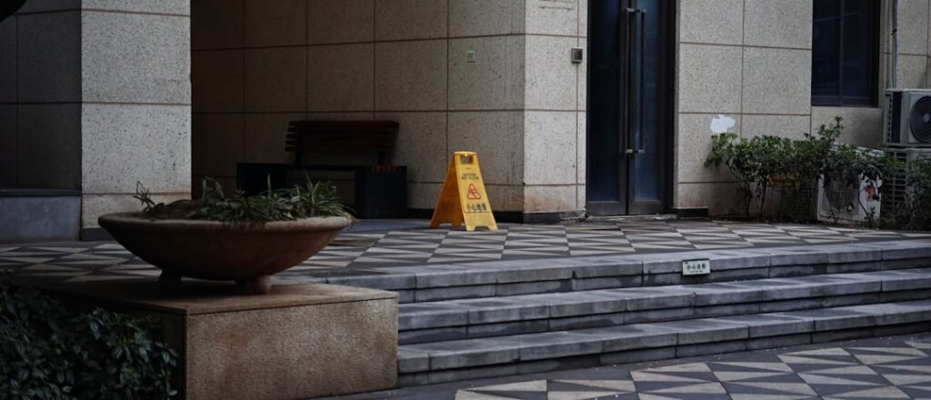 slip-and-fall-lawyers-near-me-image